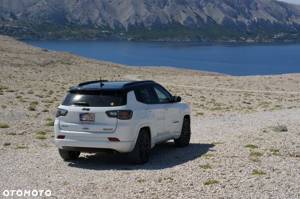 Jeep Compass - 4