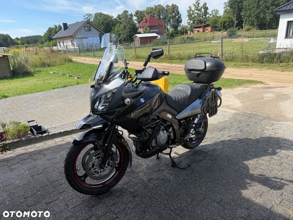 Suzuki V-STROM - 1