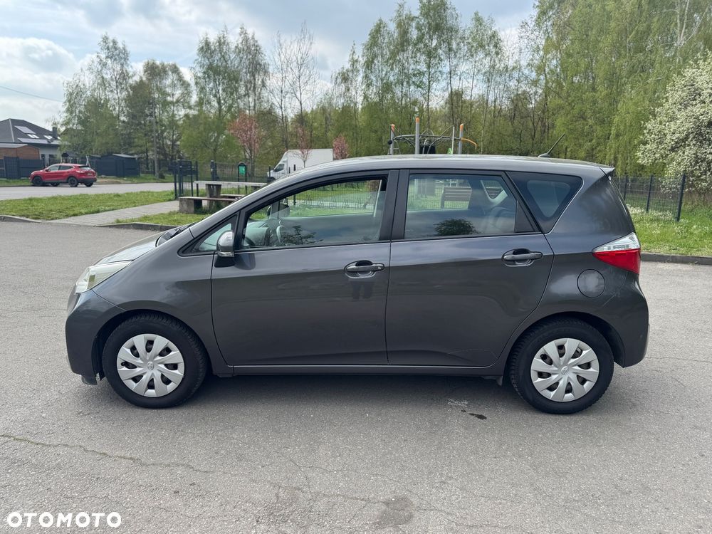 Toyota Verso S 1.33 Premium - 5