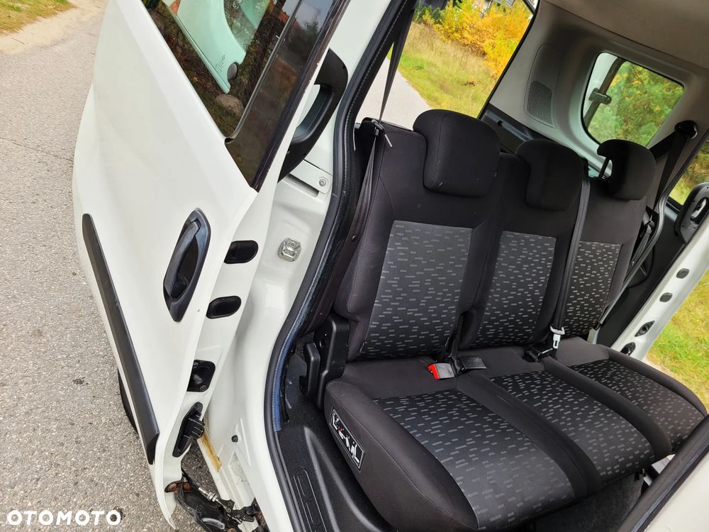 Opel Combo - 19