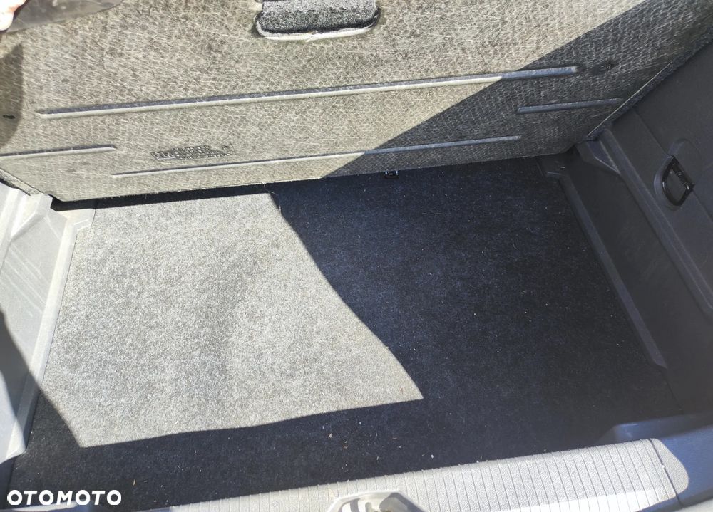 Opel Corsa 1.2 16V - 17