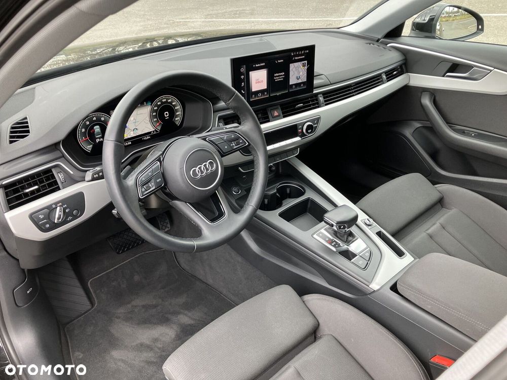 Audi A4 Limousine - 10