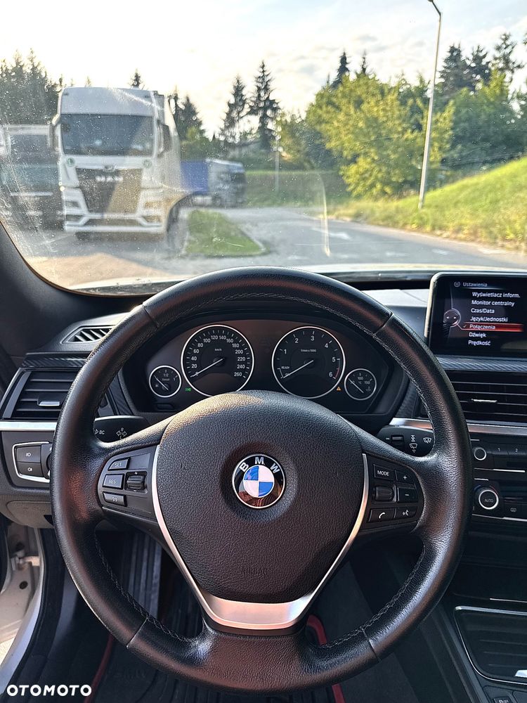 BMW Seria 3 - 21