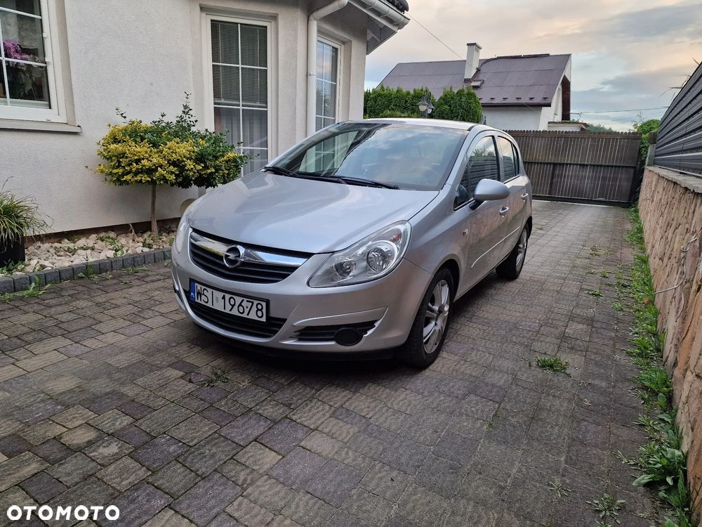Opel Corsa 1.2 16V Sport - 2