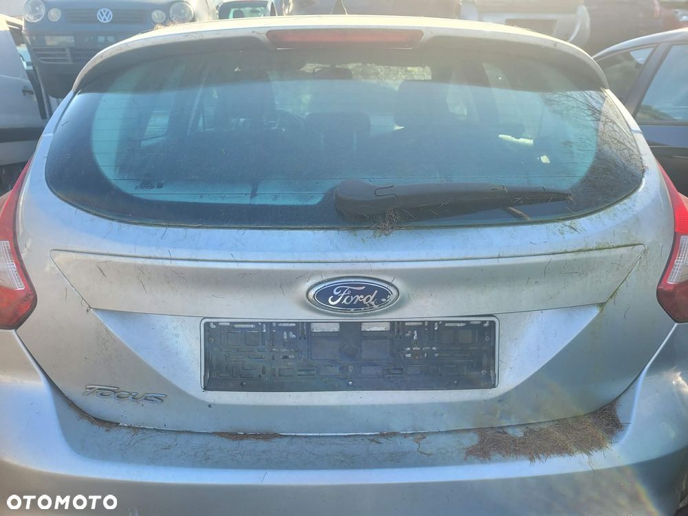 Klapa bagażnika Ford Focus MK3 - 3