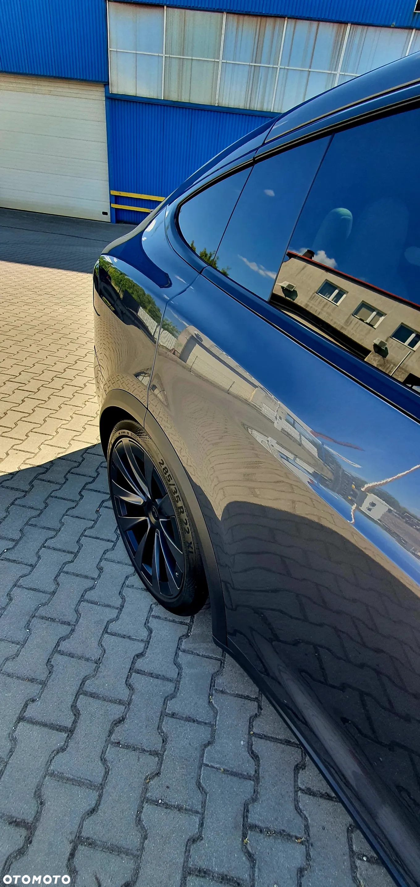 Tesla Model X Plaid - 15