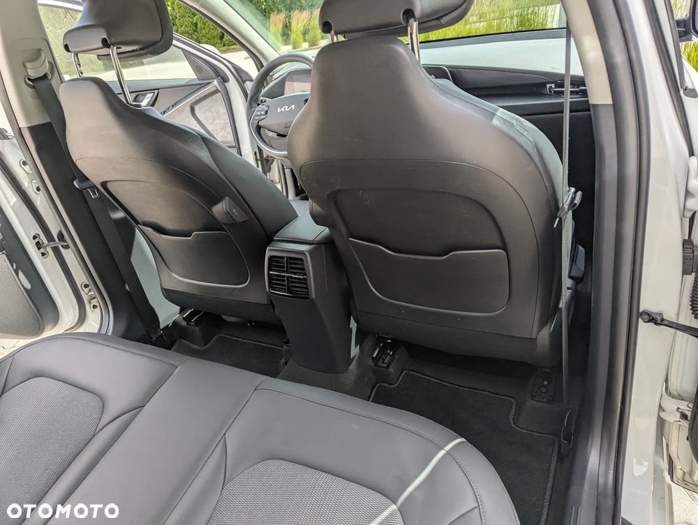 Kia Niro 1.6 GDI Hybrid L - 17