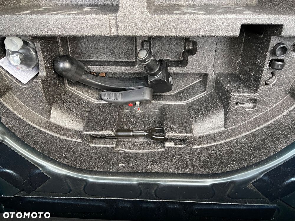 Skoda Superb 2.0 TDI SCR Ambition DSG - 22