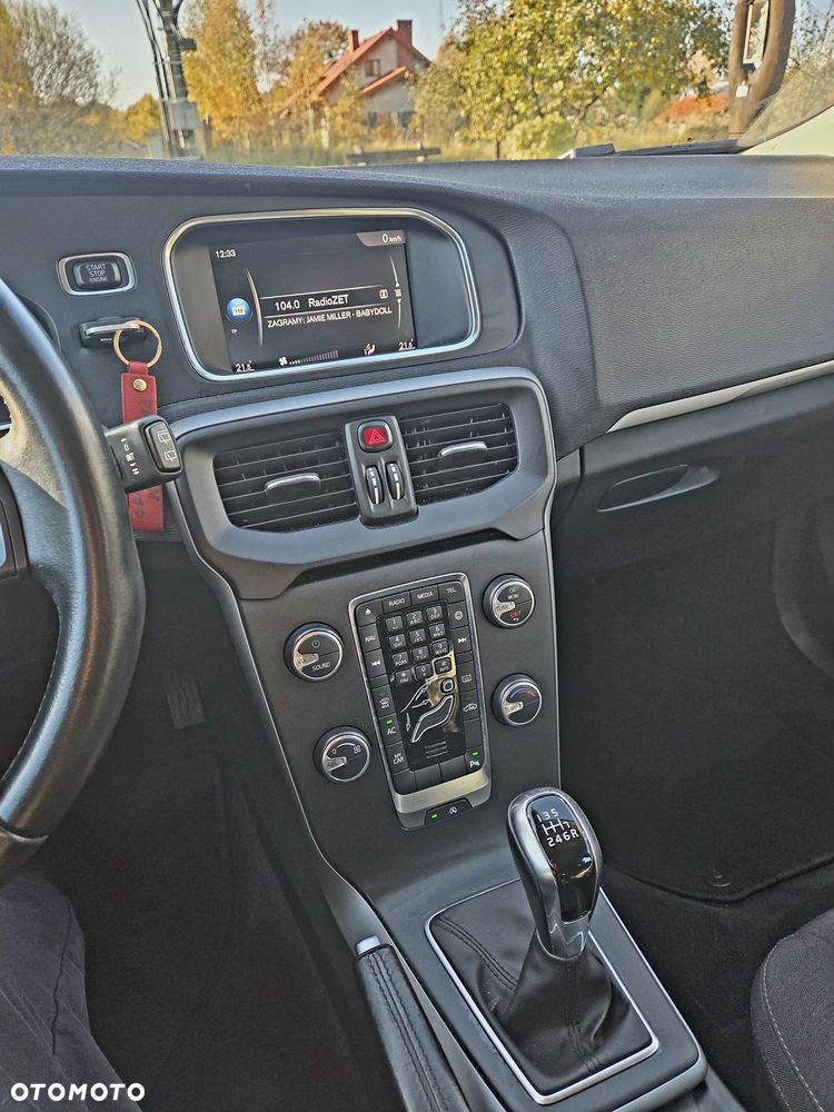 Volvo V40 D2 Kinetic - 11