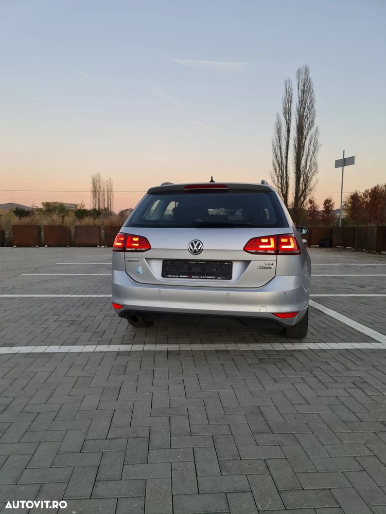 Volkswagen Golf 1.6 TDI BlueMotion Technology Lounge - 5