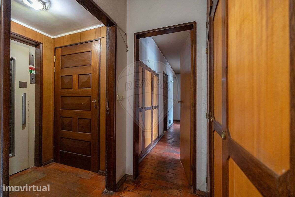 Apartamento T7 para venda - Grande imagem: 3/39