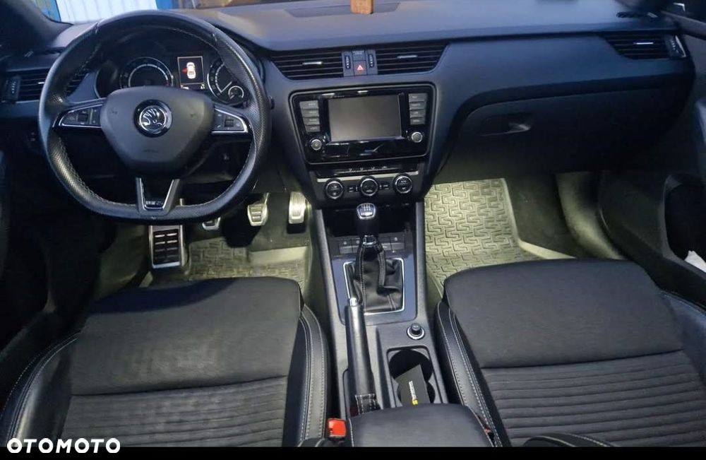 Skoda Octavia - 8