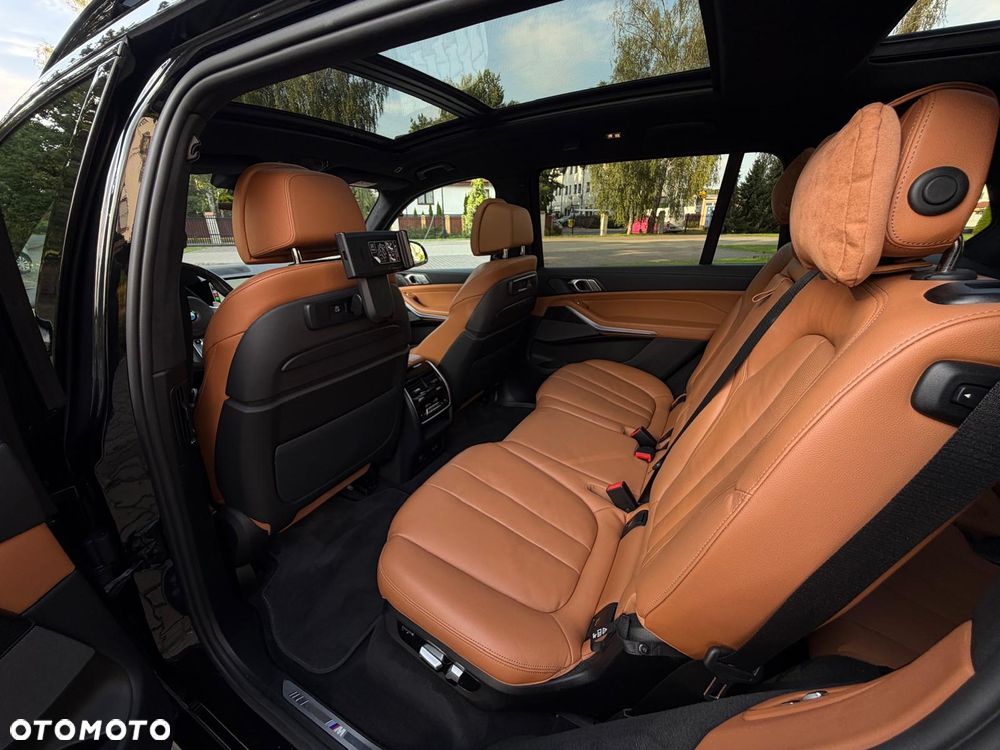 BMW X7 xDrive40d mHEV - 22