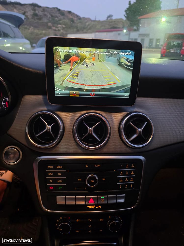 Mercedes-Benz CLA 180 d BlueEFFICIENCY Edition - 9