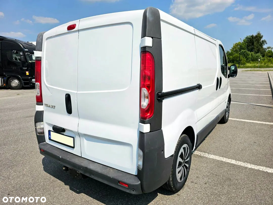 Renault Trafic - 21