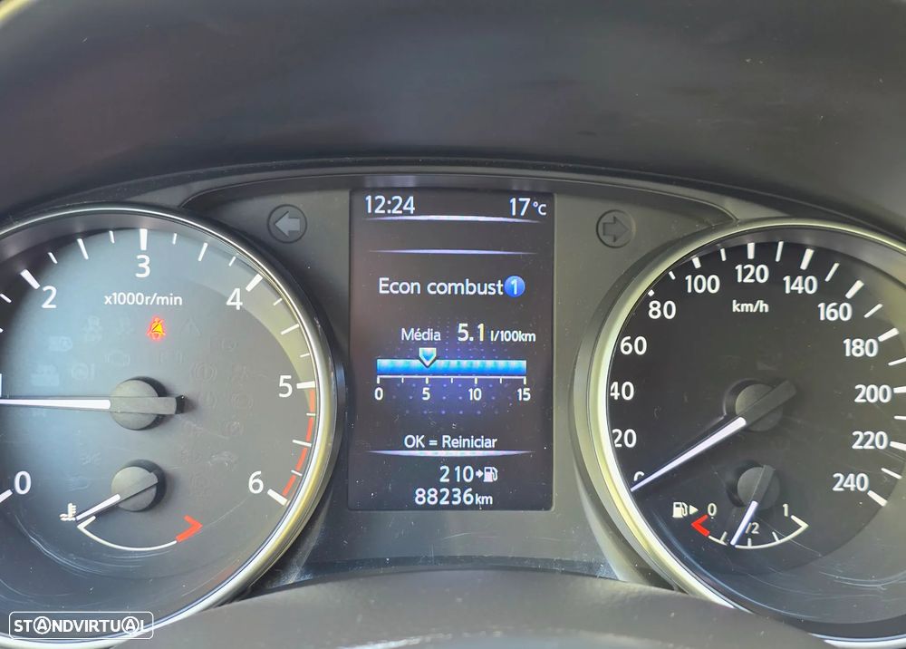 Nissan Qashqai 1.5 dCi N-Connecta - 25