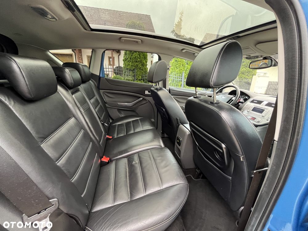 Ford Kuga 2.0 TDCi 4x4 Titanium - 8