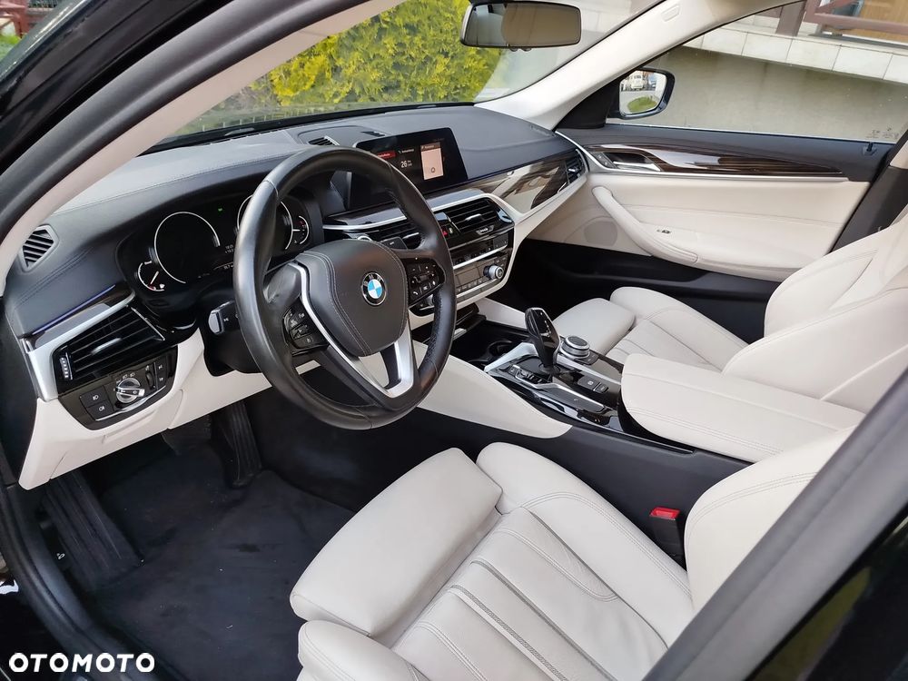 BMW Seria 5 - 12