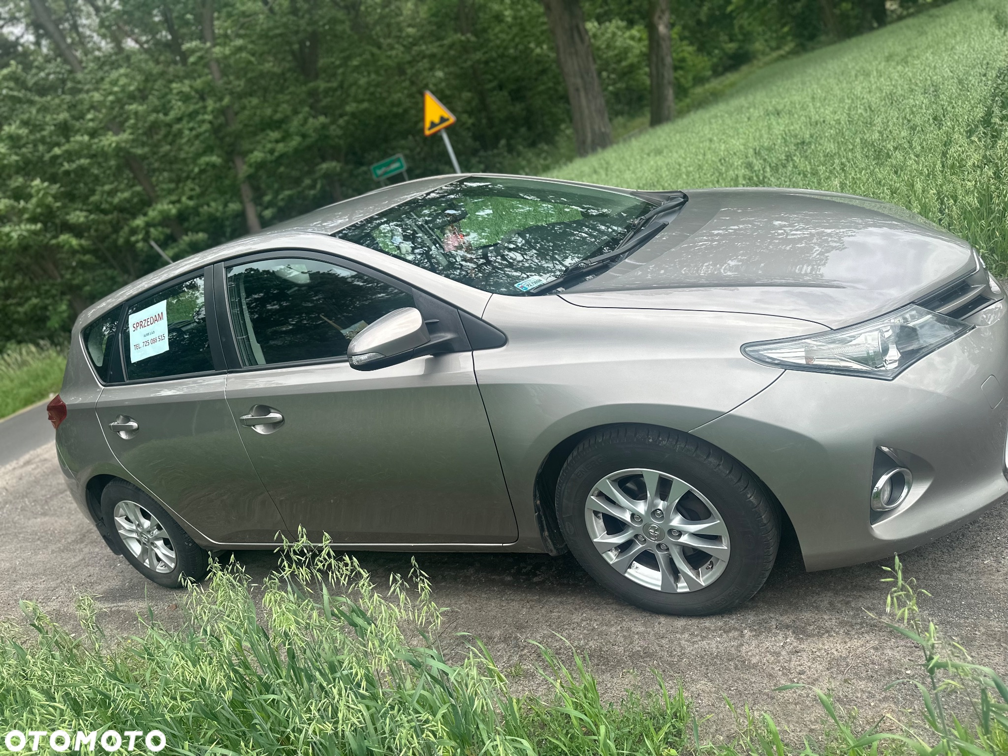 Toyota Auris 1.4 D-4D Active - 6