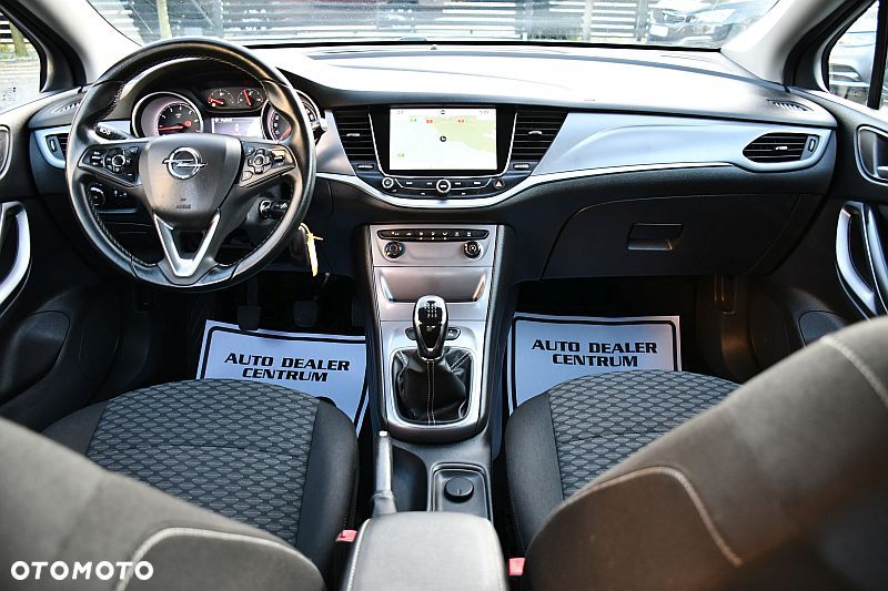 Opel Astra 1.4 Turbo Innovation - 24