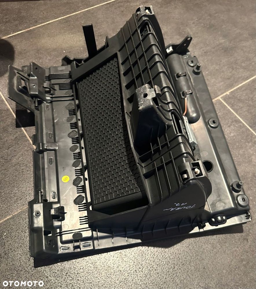 VW TOURAN 15 schowek mocowanie 5TB857097C - 5