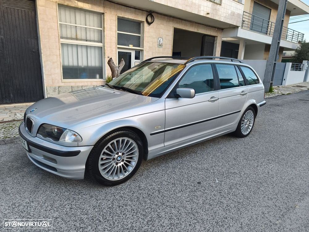 BMW 330 d Touring - 1