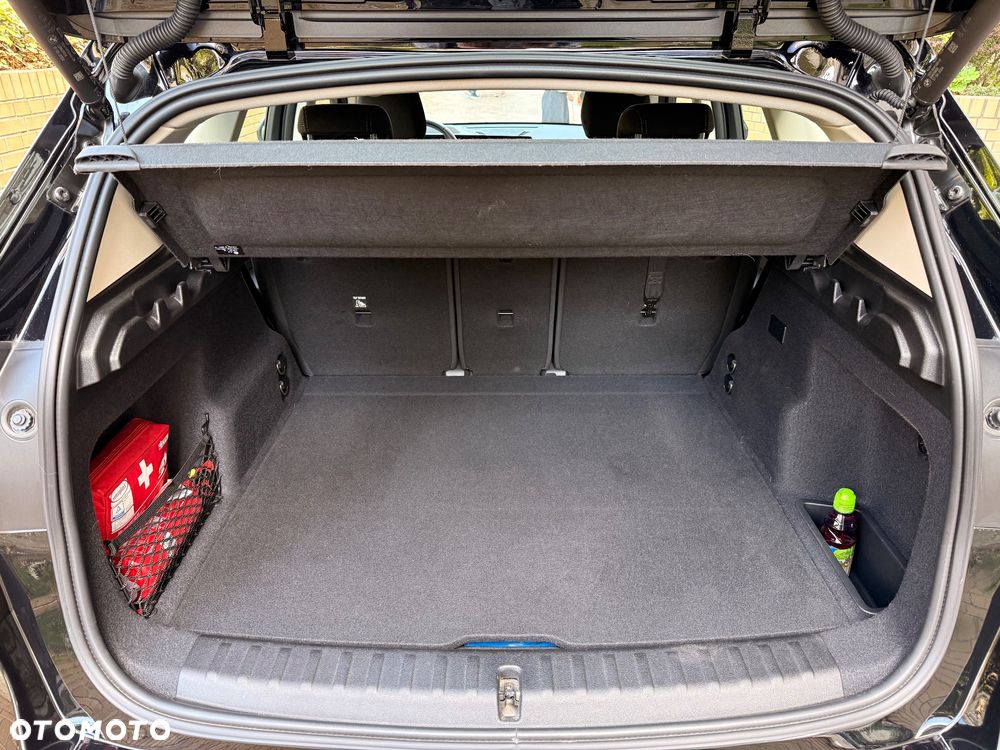 BMW iX1 eDrive20 - 14