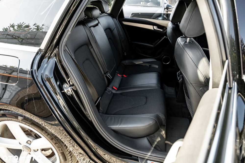 Audi A4 Avant 2.0 TFSI quattro S tronic S line Sportpaket - 23