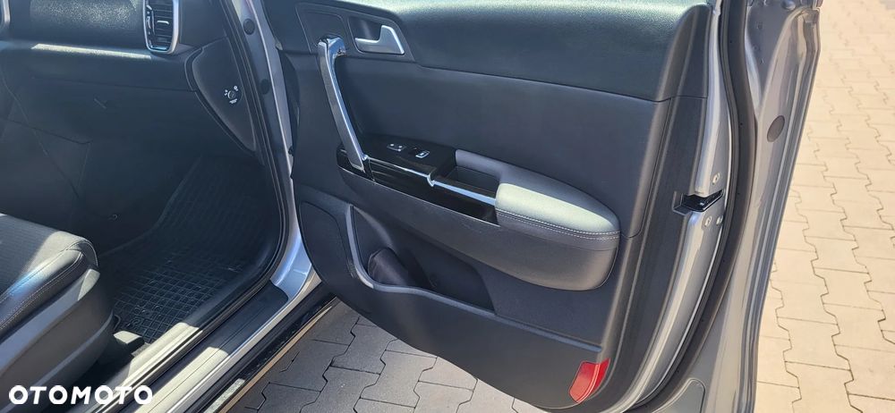 Kia Sportage 1.6 T-GDI Black Edition Plus 2WD - 8