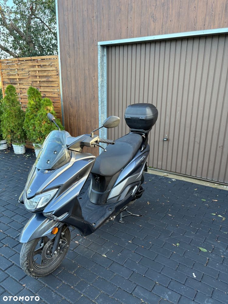 Suzuki Burgman - 1