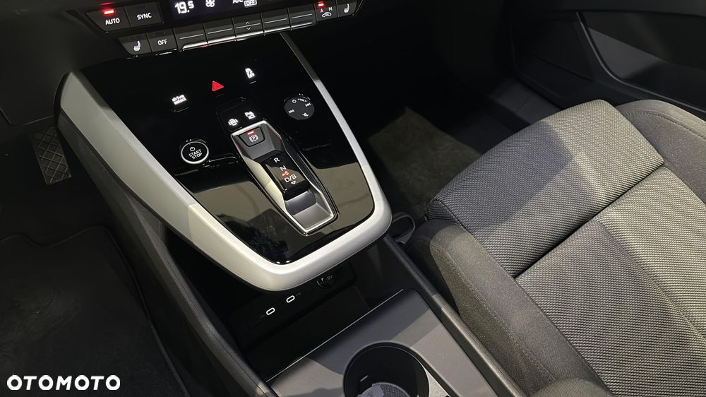 Audi Q4 e-tron 35 52kWh Advanced - 15