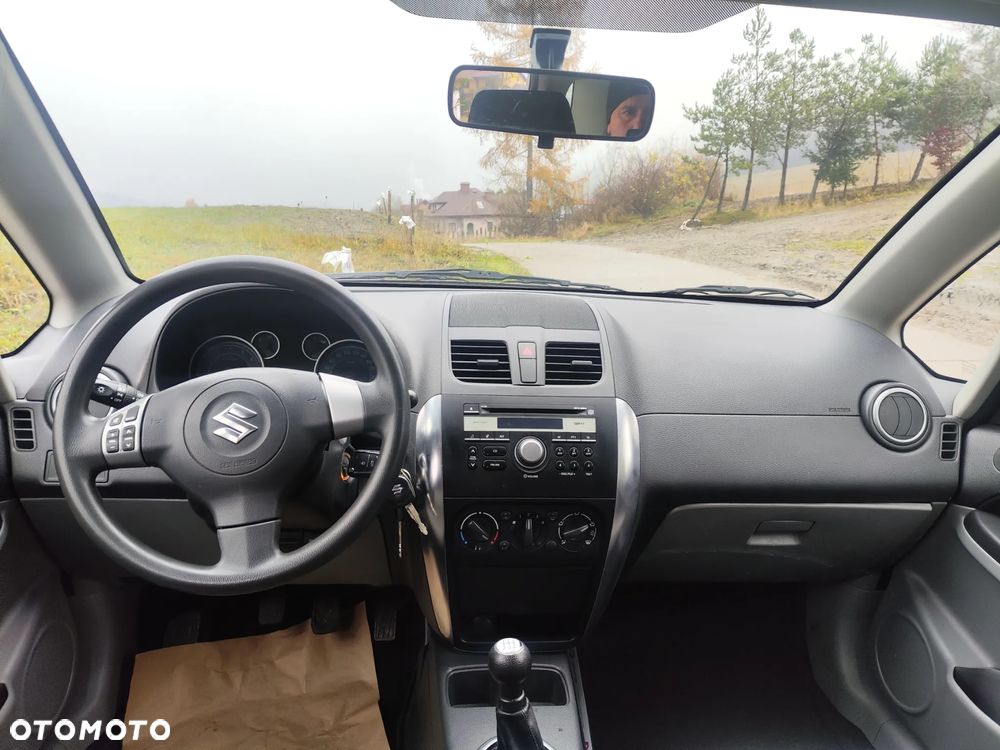 Suzuki SX4 1.6 Premium 4WD - 15