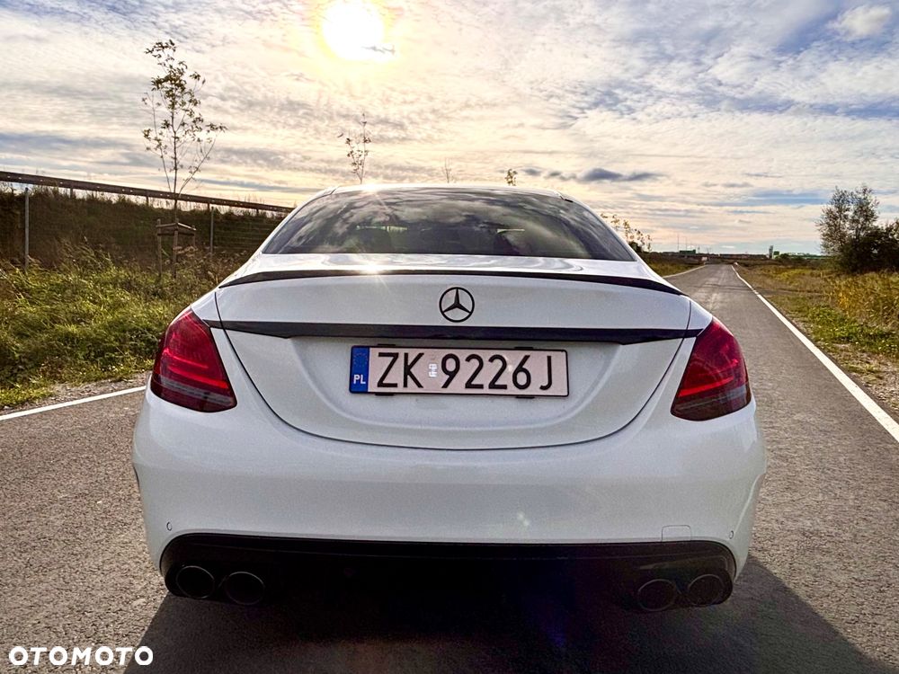 Mercedes-Benz Klasa C 450 AMG 4Matic 7G-TRONIC - 9