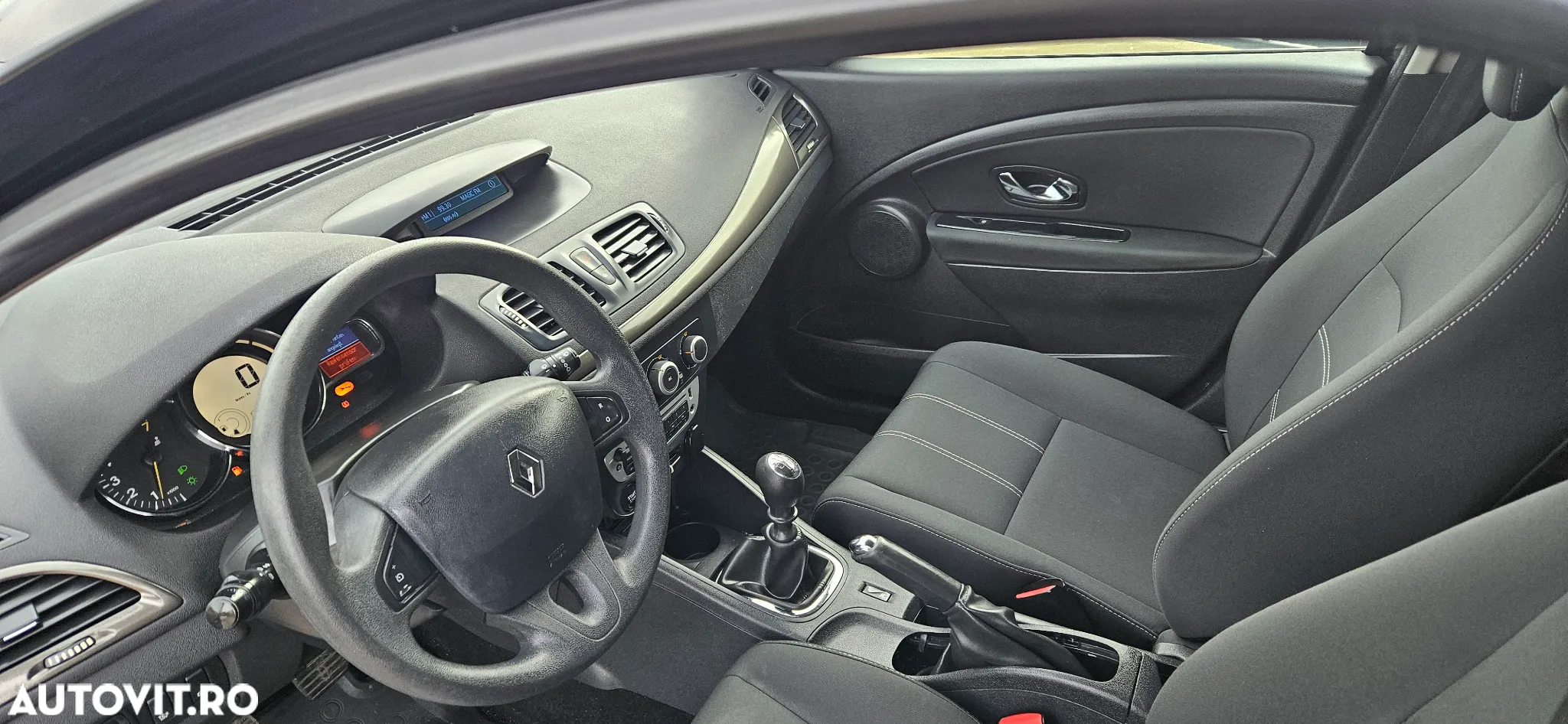 Renault Megane - 8