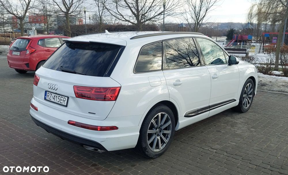 Audi Q7 - 3
