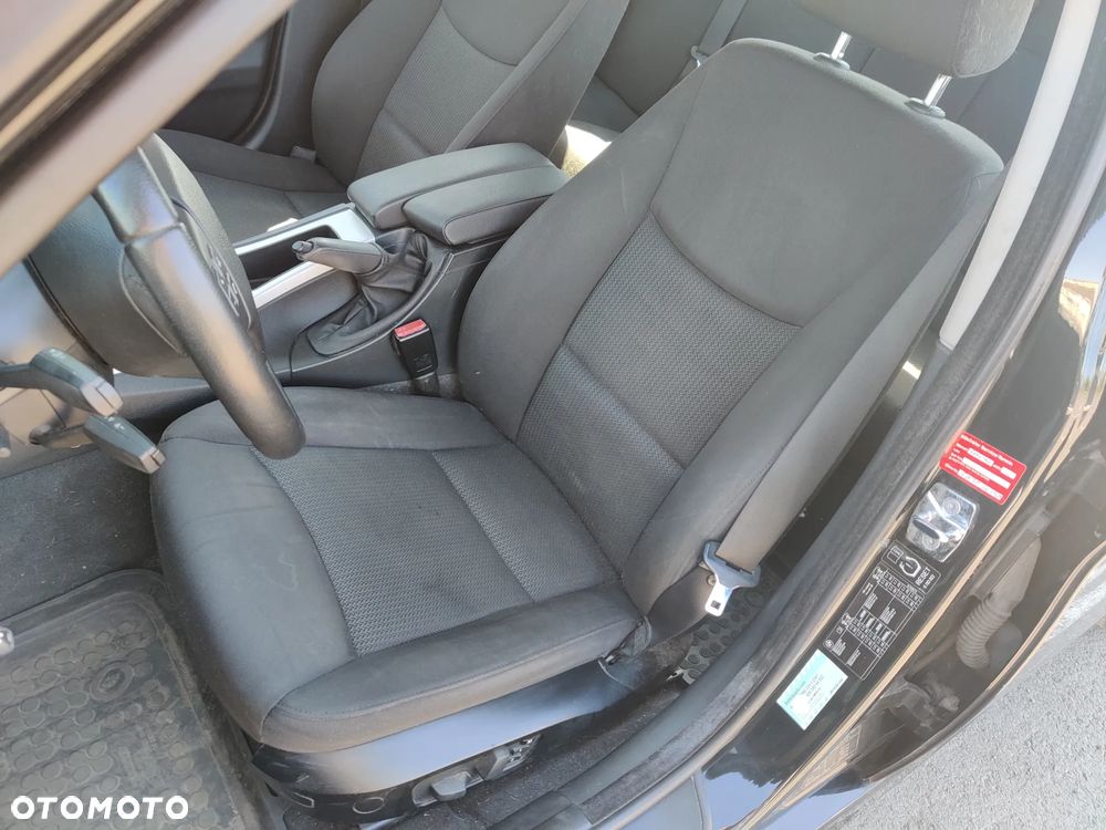 BMW Seria 3 320i - 19