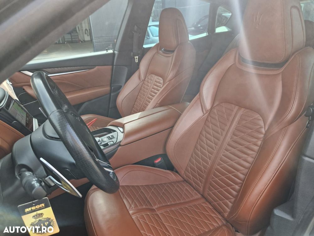 Maserati Levante - 20