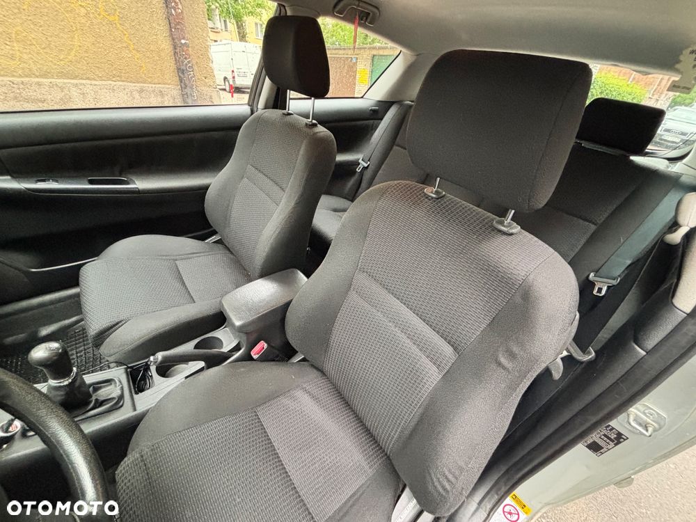 Toyota Corolla 1.4 VVT-i Base - 12