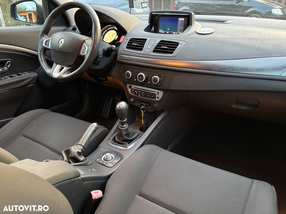 Renault Megane 1.5 dCi Dynamique - 7