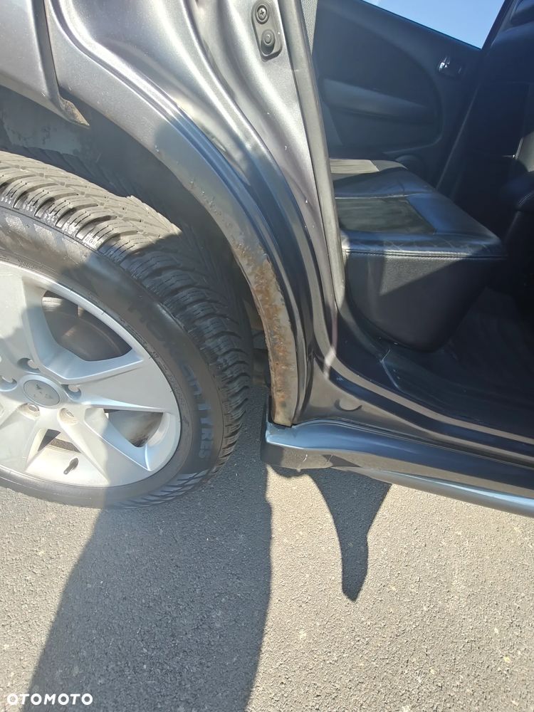 Mitsubishi Outlander 2.0 Turbo - 18