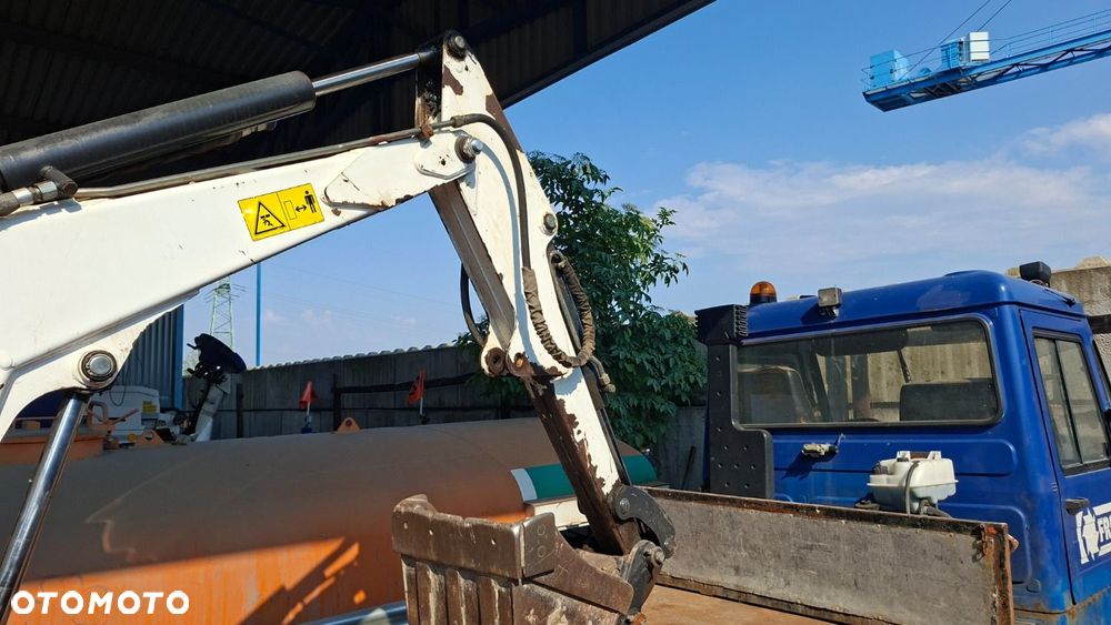 Bobcat 428 G - 24