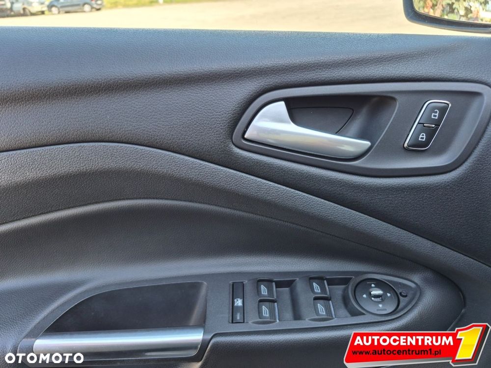 Ford Kuga - 17