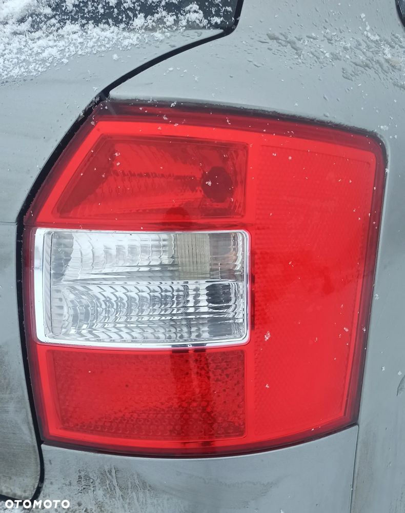 AUDI A4 B6 KOMBI LAMPA PRAWA TYLNA TYŁ - 1