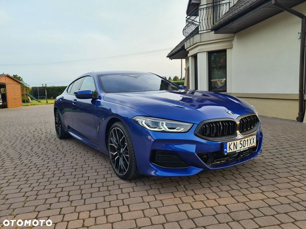BMW Seria 8 - 32