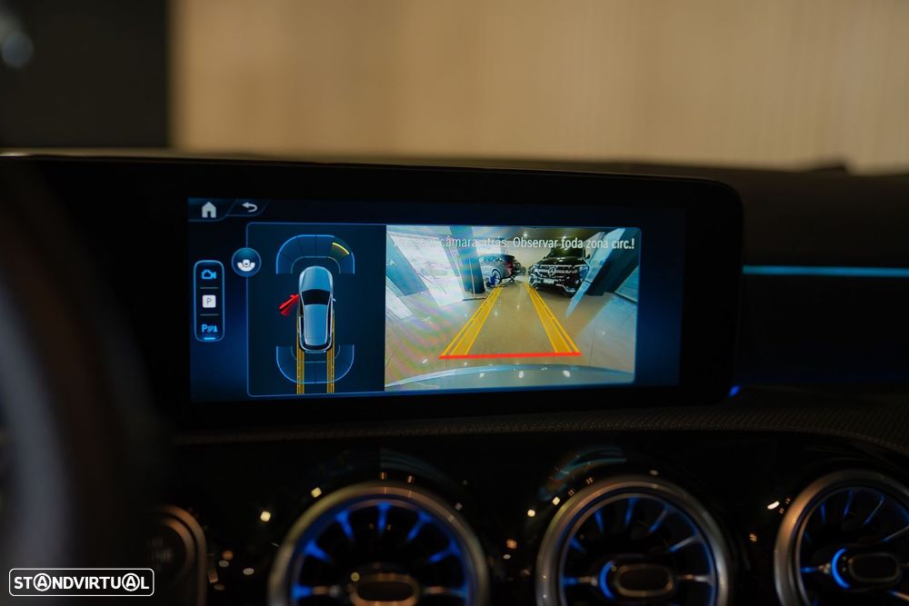 Mercedes-Benz A 250 e 8G-DCT AMG Line - 37