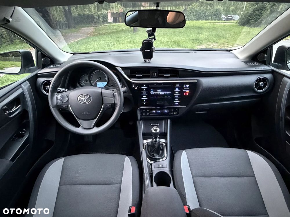 Toyota Auris - 6