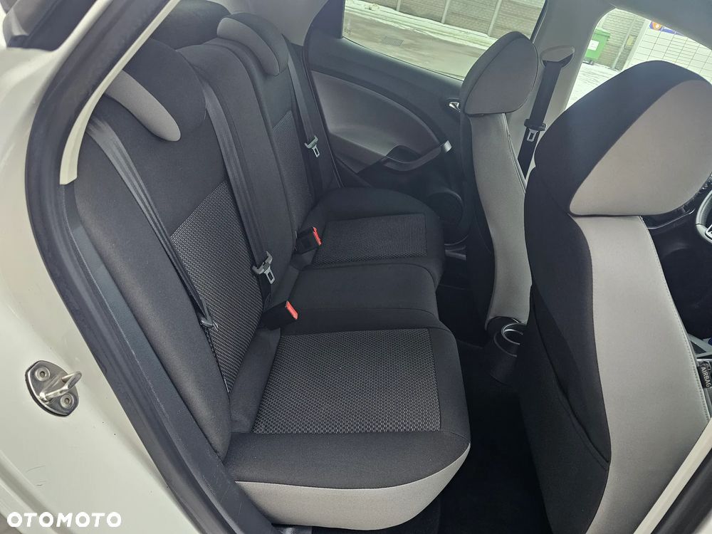 Seat Ibiza 1.2 TSI CONNECT - 28