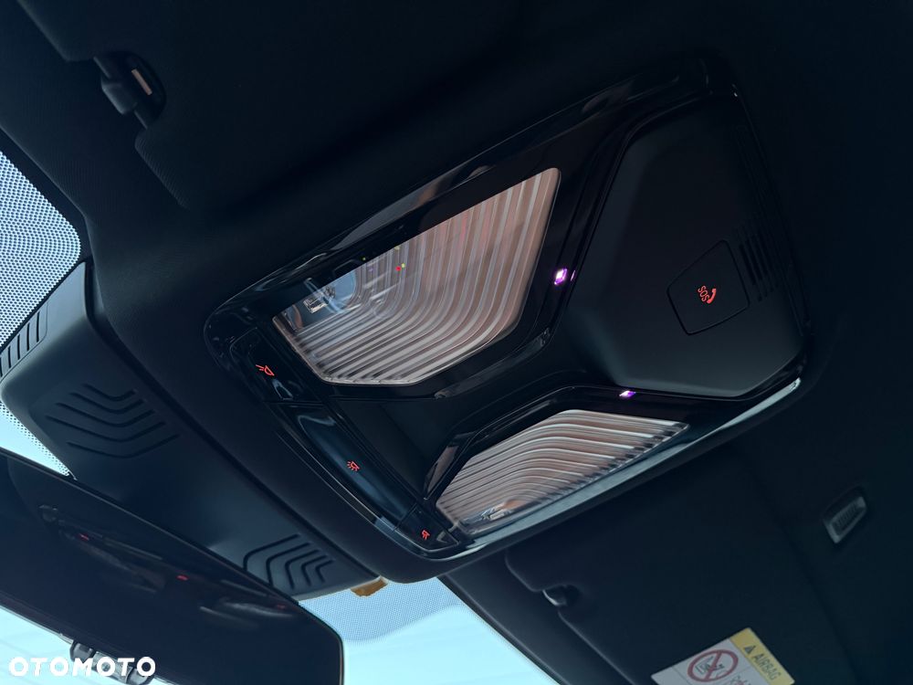 BMW Seria 5 530d xDrive M Sport Edition - 28