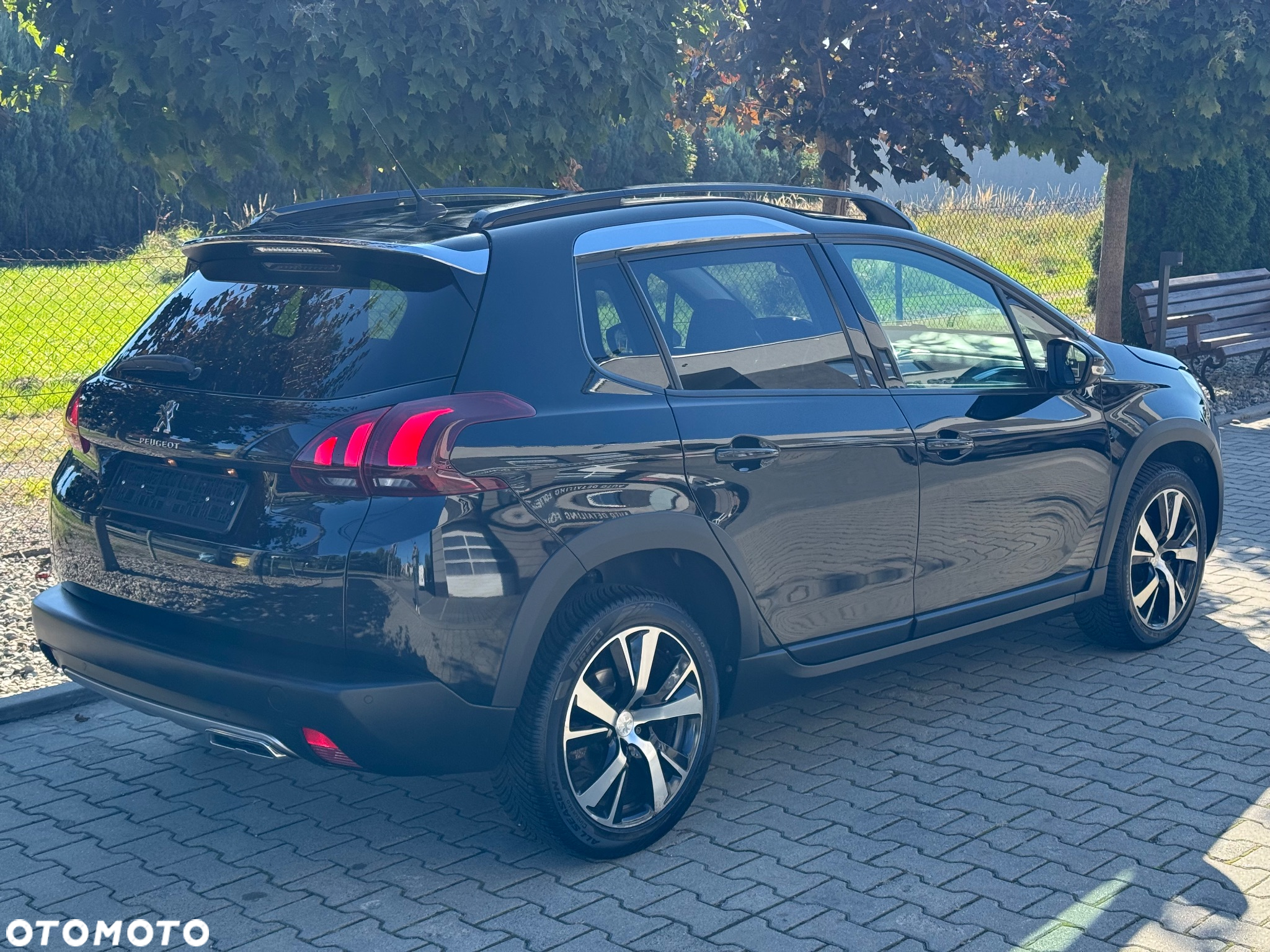 Peugeot 2008 PureTech 110 Stop&Start EAT6 GT-Line Edition - 15