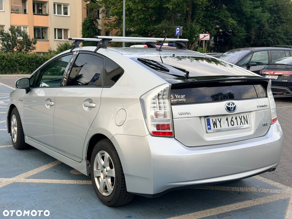 Toyota Prius 1.8 HSD Prestige - 7